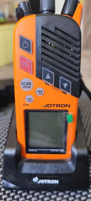 Jotron TR30 gndss radio