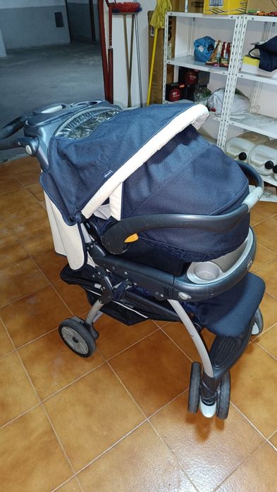 Carrinho e ovo Chicco