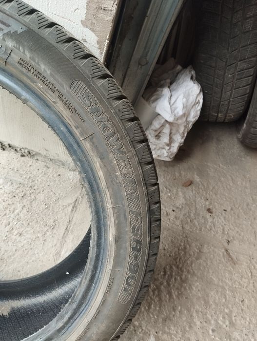 2sztuki zimowe fortune snowfun fsr 901 235/45