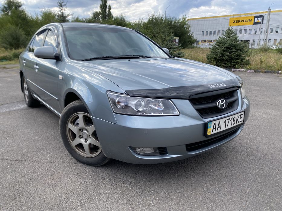 Продам HYUNDAI  SONATA 2008г 2,0 газ-бензин
