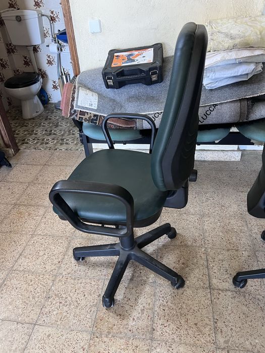 2 cadeiras de escritório
