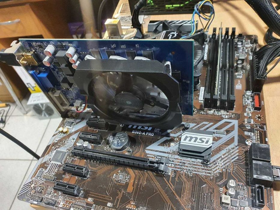 Видеокарта Gigabyte GT420 2 Гб рабочая.