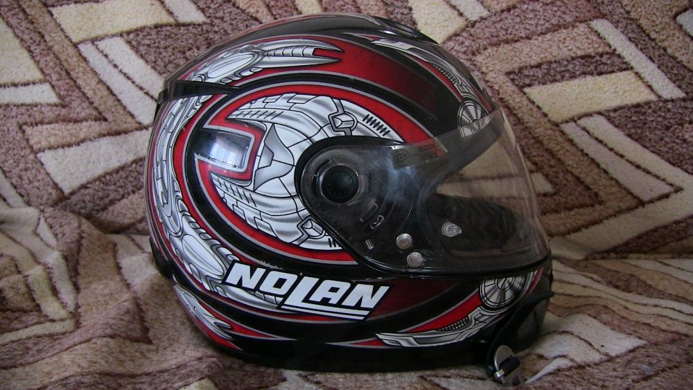 Мотошлём Nolan N62