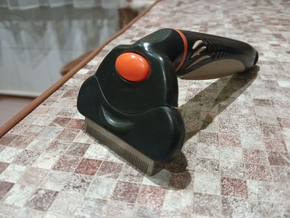 Фурминатор для собак