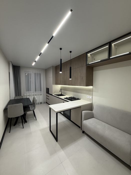 НОВА 2 кім. Квартира з ремонтом та меблями