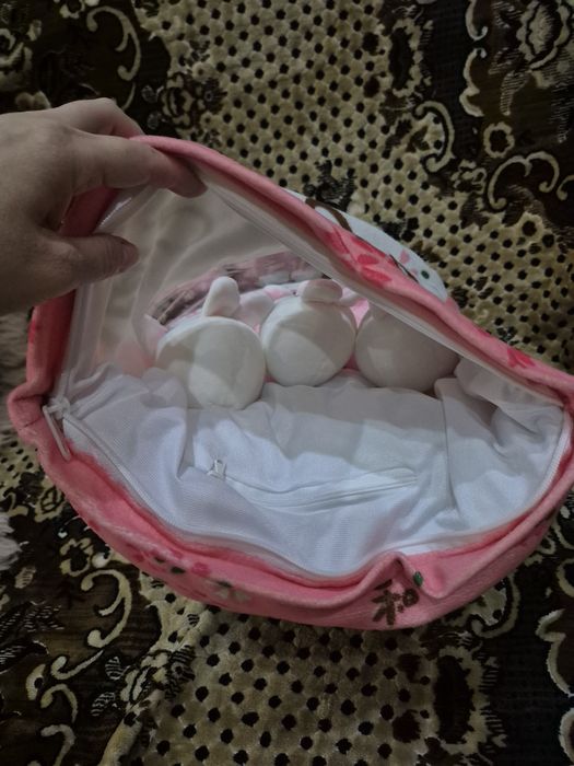 Подушка с игрушками