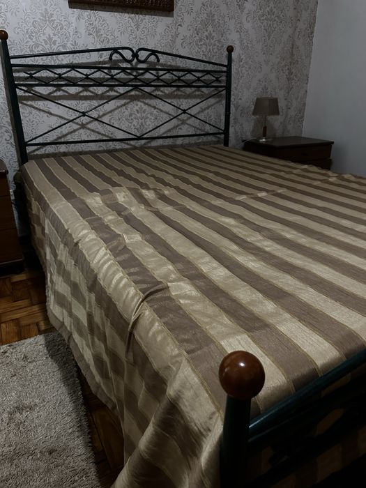 Cama casal em ferro + colchao 200X145