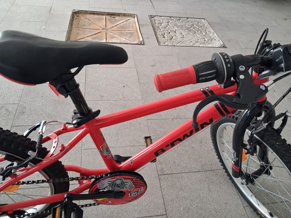 Bicicleta BTT infantil com mudanças