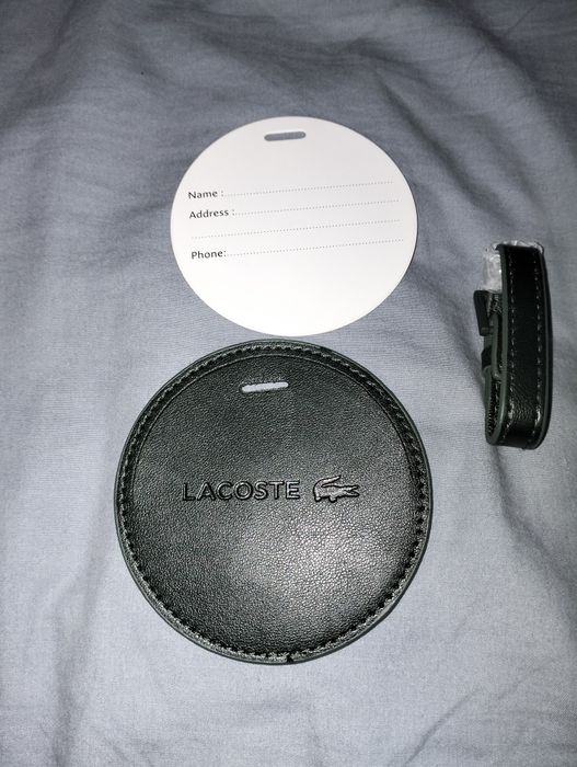 Lacoste etiqueta para mala viagem