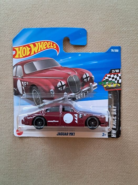 Hotwheels Jaguar MK2 competição