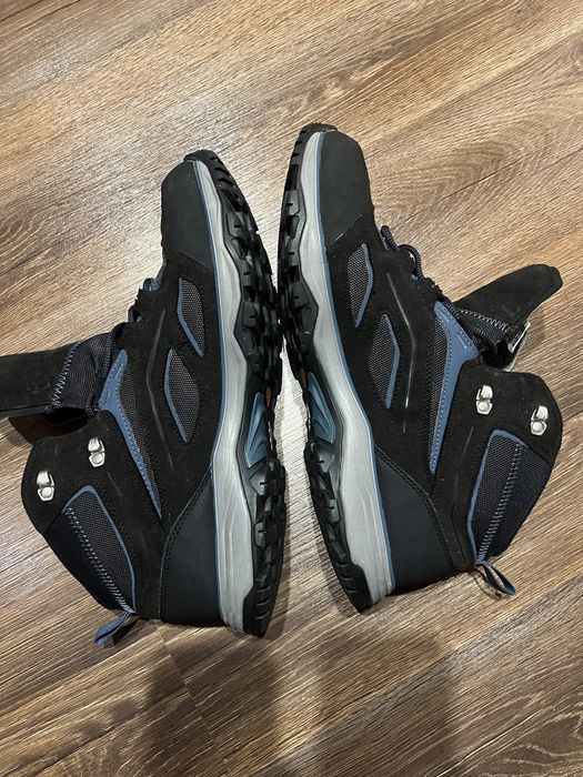 Чоловічі водонепроникні черевики QUECHUA NH100 чорні