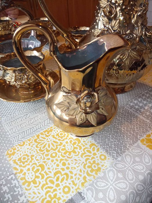 Zastawa zestaw kawowy filiżanki ROSYJSKI ZESTAW FILIZANEK CUKIERNICA