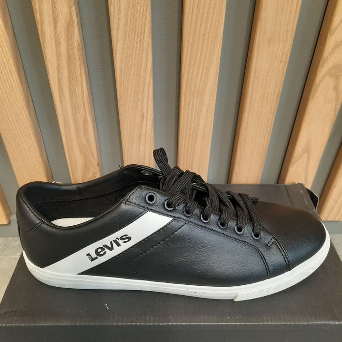 Levi's   кроссовки мужские
