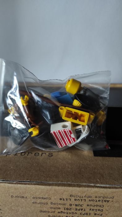 Lego pirates minifugurki mix