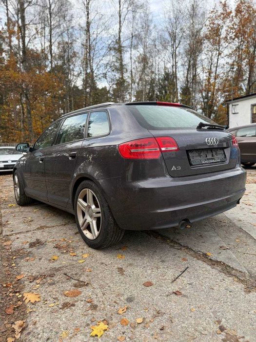 AUDI A3 1.6 Дизель 2010
