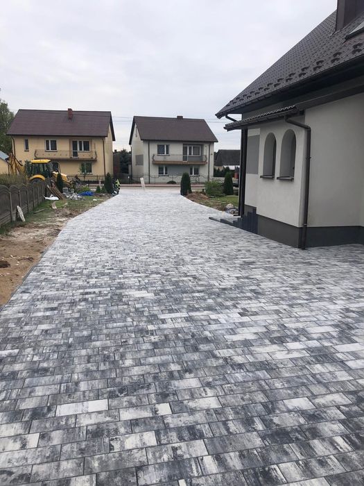 BrukarstwoKostkaBrukowaBrzezinyPraceziemneusługi koparka i wywrotka