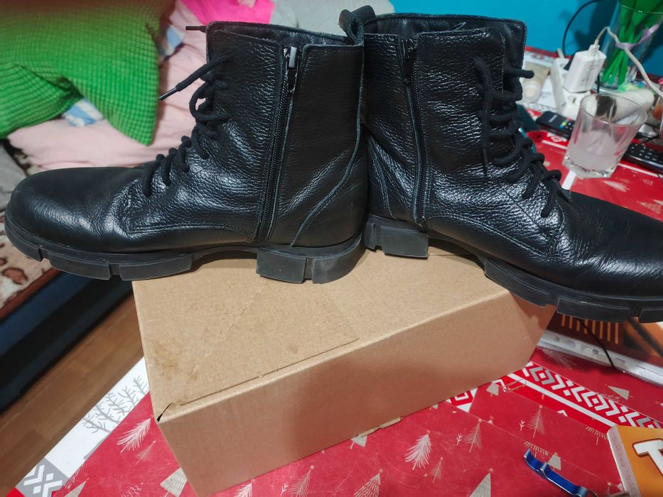 Buty czarne skórzane