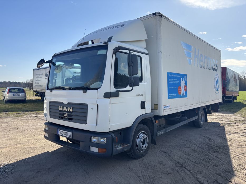 MAN TGL 7.150 2009 r kontener winda