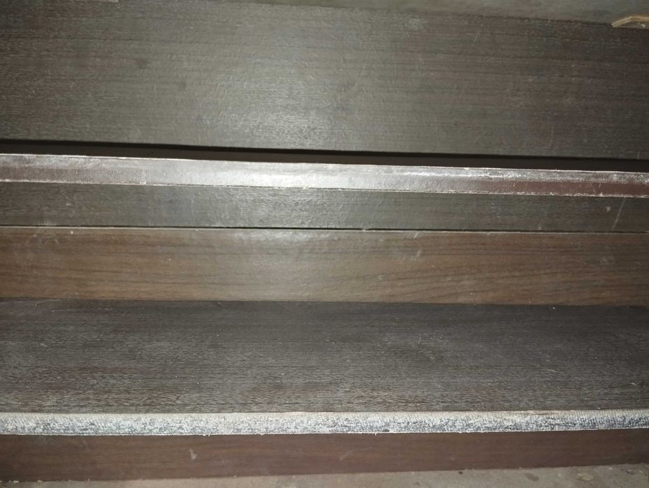 Продам дерев'яна полиця .