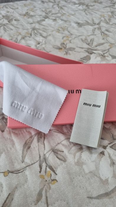 Óculos de sol Miu Miu