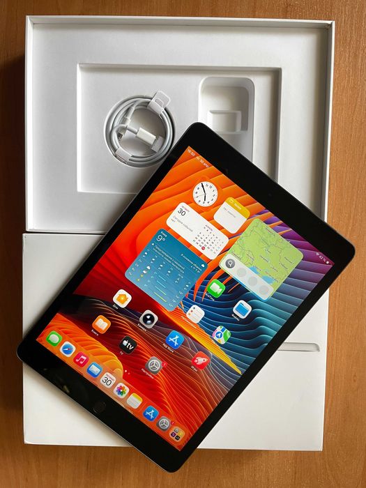 Apple iPad 9./ 64 gb/ Wi-Fi+LTE. Батарея 98%.