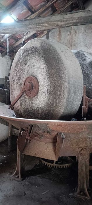 Lagar de Azeite Antigo Duarte Ferreira – Tamanho Grande