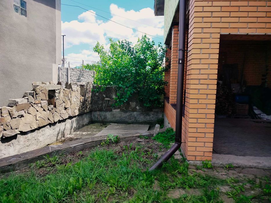 Продаж будинку Броварський район, село Зазим"є,, вул. Гостинна. 28