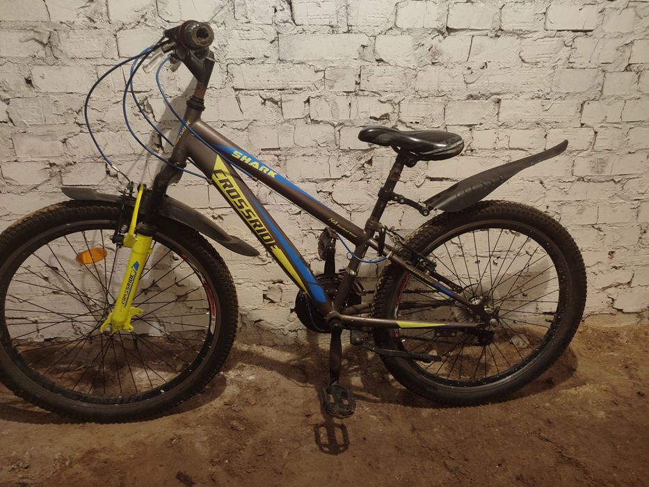 Велосипед CROSSRIDE 24 "SHARK (1731X4) сіро-салатовий