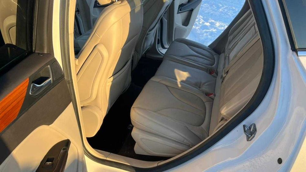 Продам Lincoln MKC 2017р