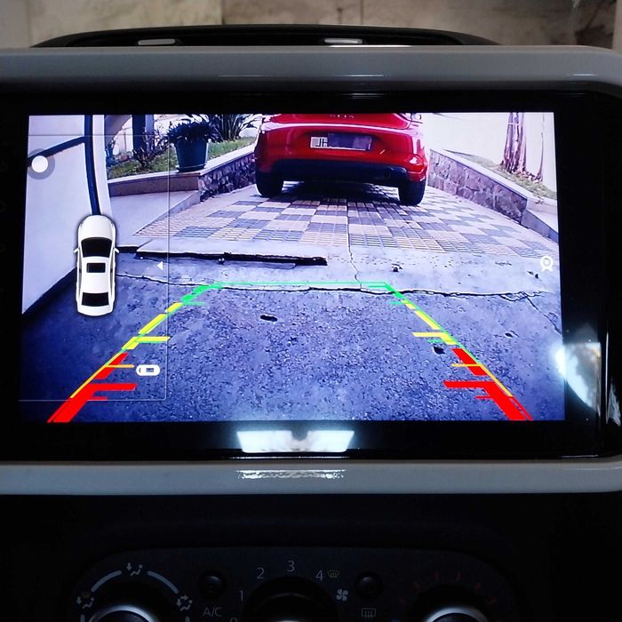 Reanault Twingo 90cv  Display