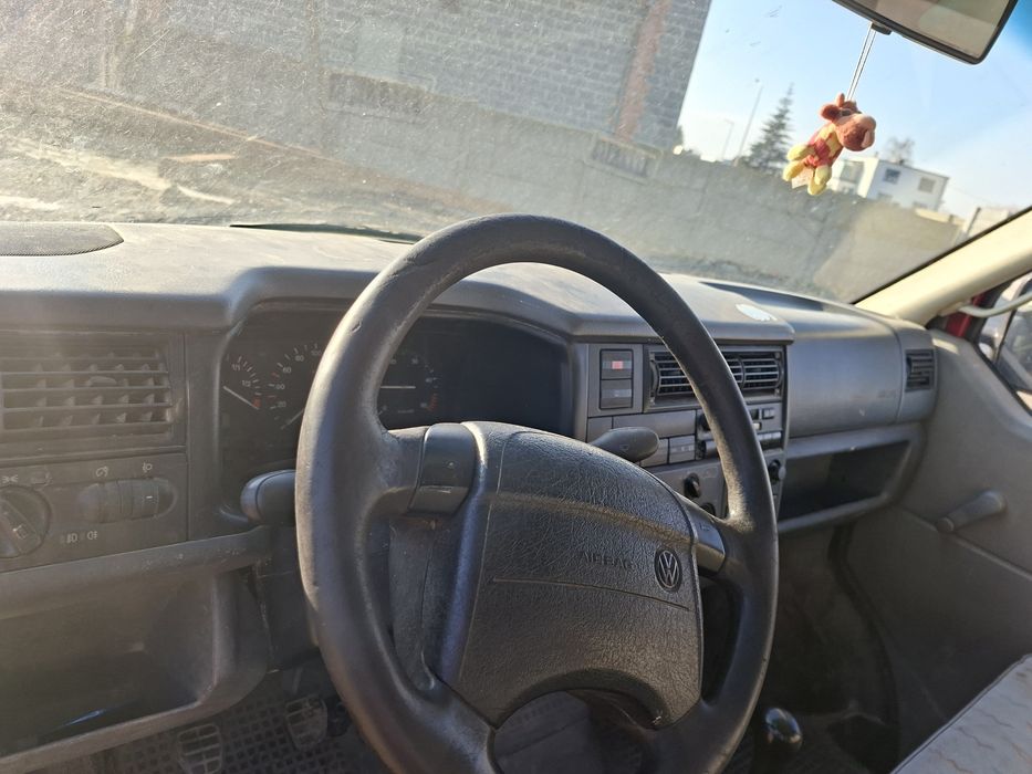 Volkswagen transporter T 4 osobowy 2.5 tdi 102km klima