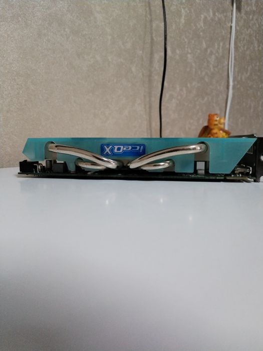 видеокарта HIS Radeon HD 6850 IceQ X Turbo.