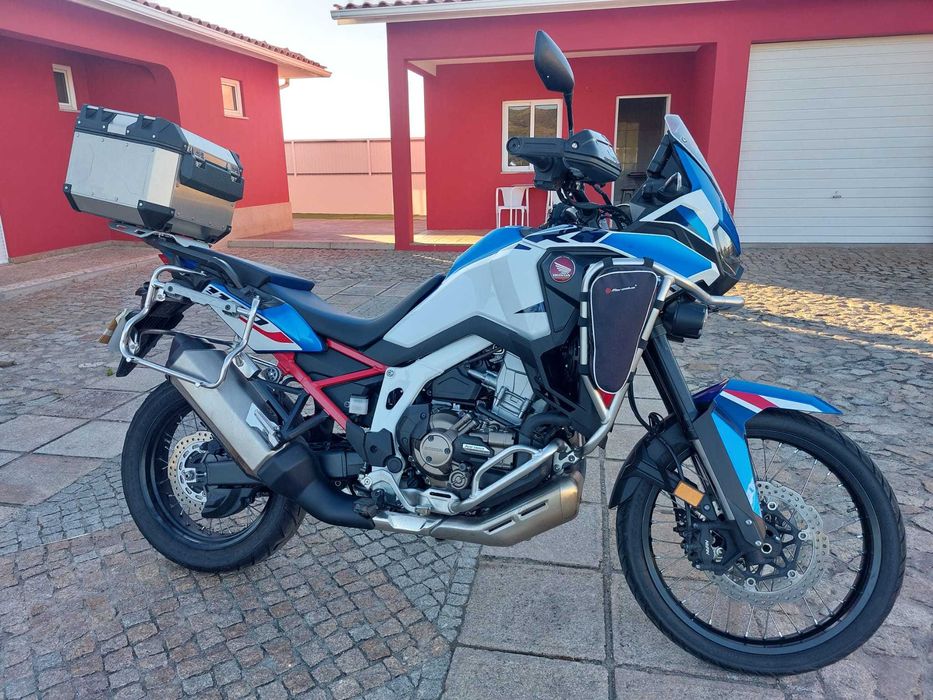 Venda de Mota Honda Africa twin CRF 1100 Ano 2022, Caixa Automatica DCT