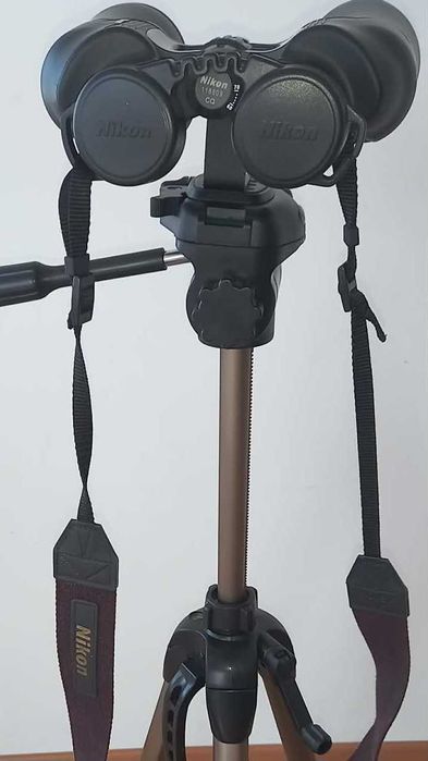 Lornetka Nikon ze statywem pełny zestaw.