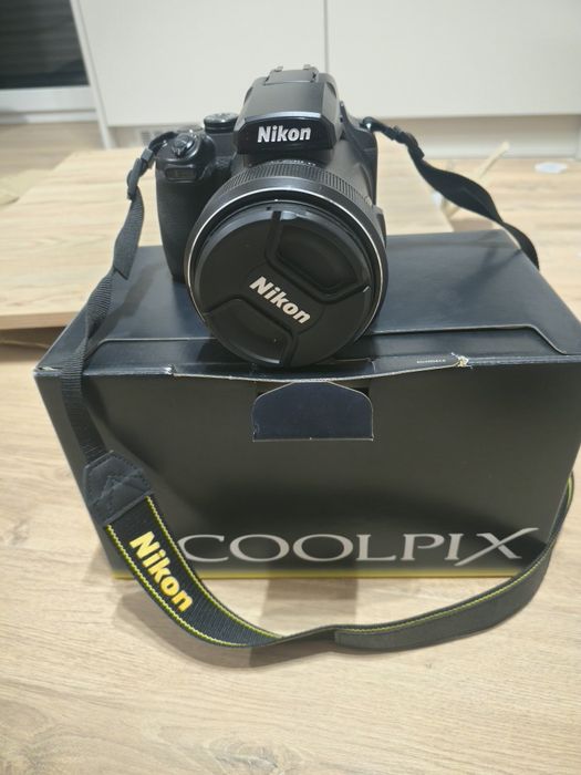 Nikon coolpix  P1100