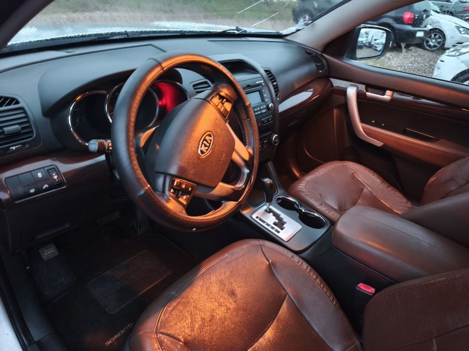 KIA Sorento 2.2 197cv avariado