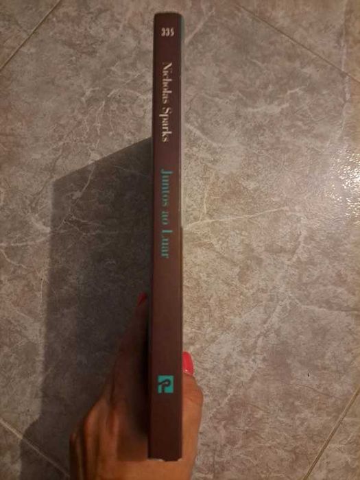 Livro Juntos ao Luar