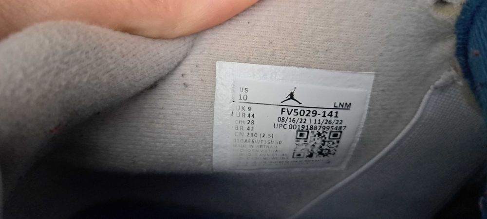 Buty Nike Air Jordan 4