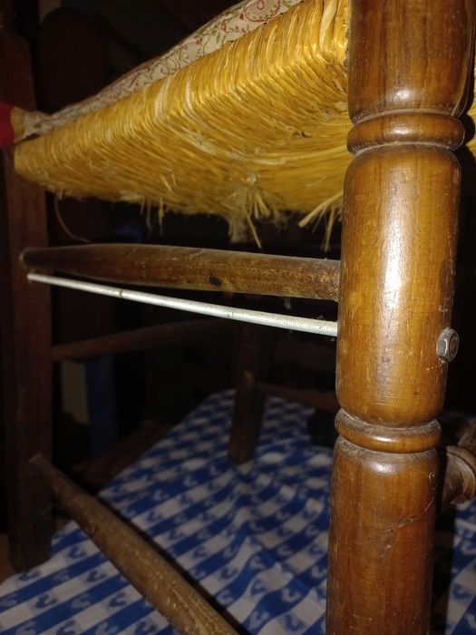 8 cadeiras de jantar