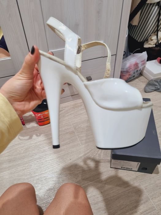 Стрипы pleasure 38