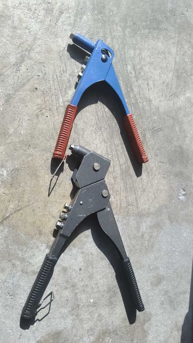 Aplicador de rebites