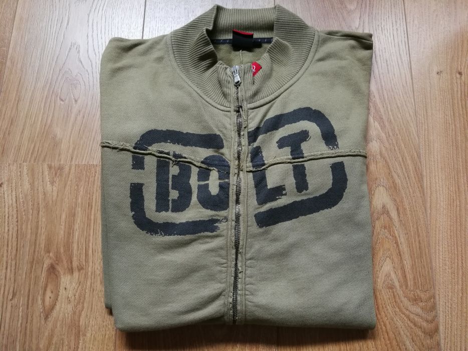 Casaco Lighting Bolt