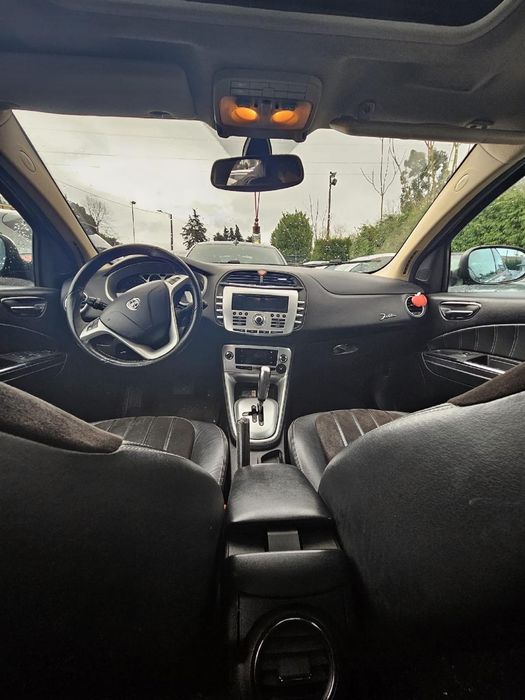 Carro usado  e bom estado