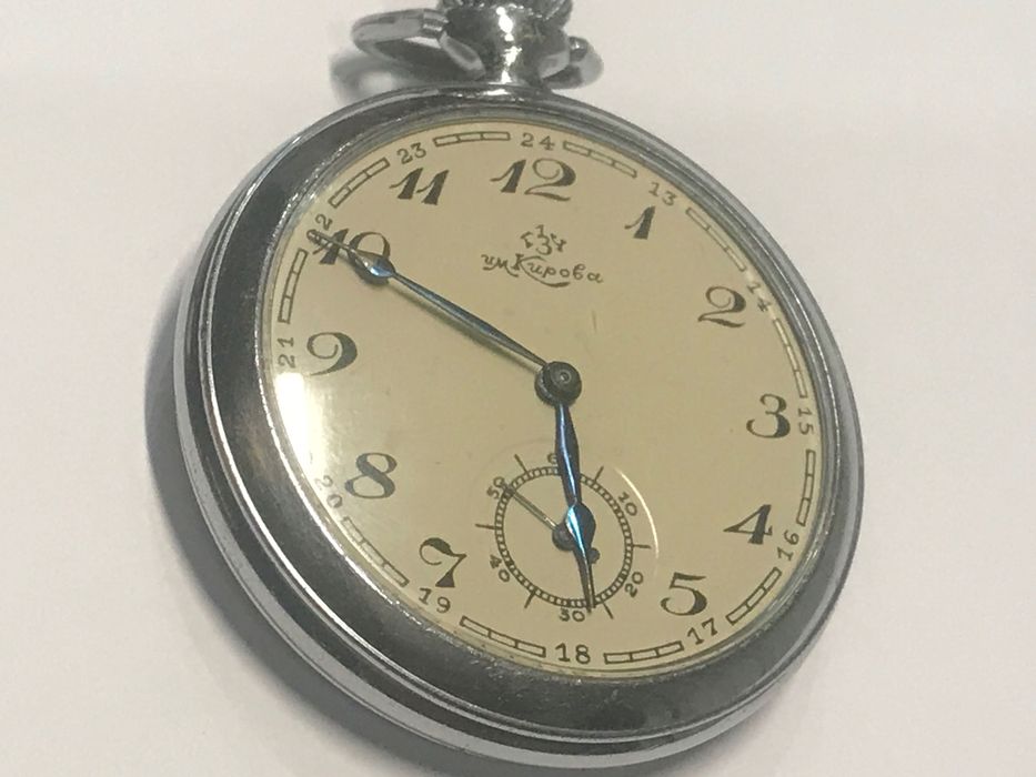 Часы Кировские карманные в идеале.Киев