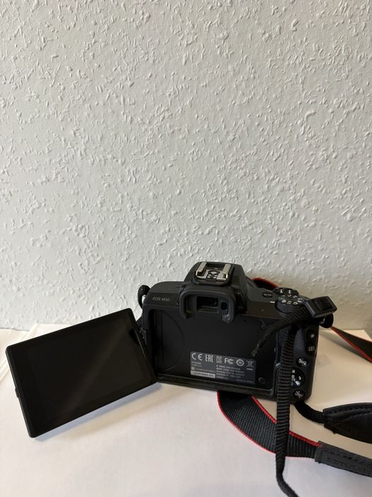 Aparat CANON EOS M50