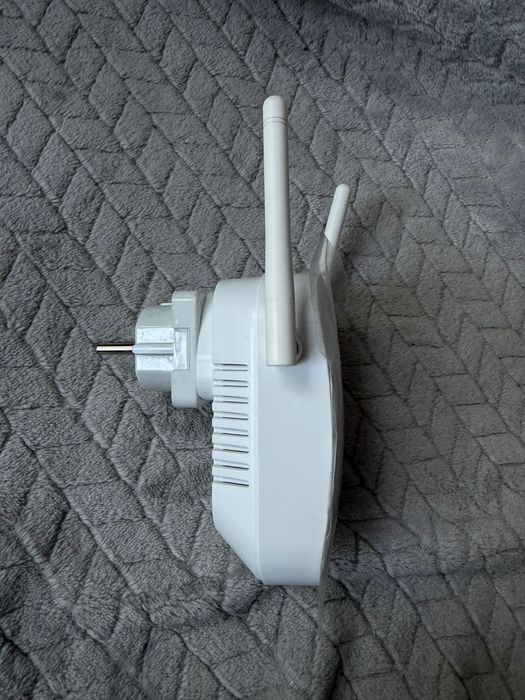 Wzmacniacz sygnału WiFi AC1200