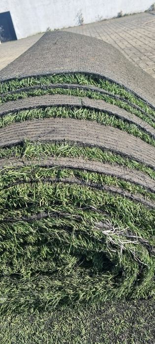 Relva Sintética Usada