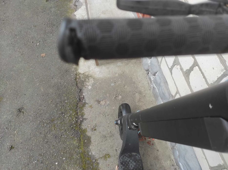 Електросамокат Proove