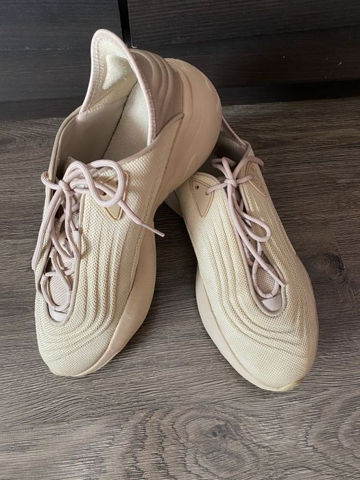 Оригінальні кросівки adidas Originals adiFOM SLTN (HP6482) Beige — Розмір 44.5 / 28.5 см