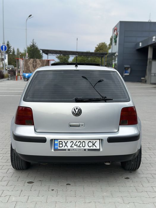 Продам Volkswagen Golf 4